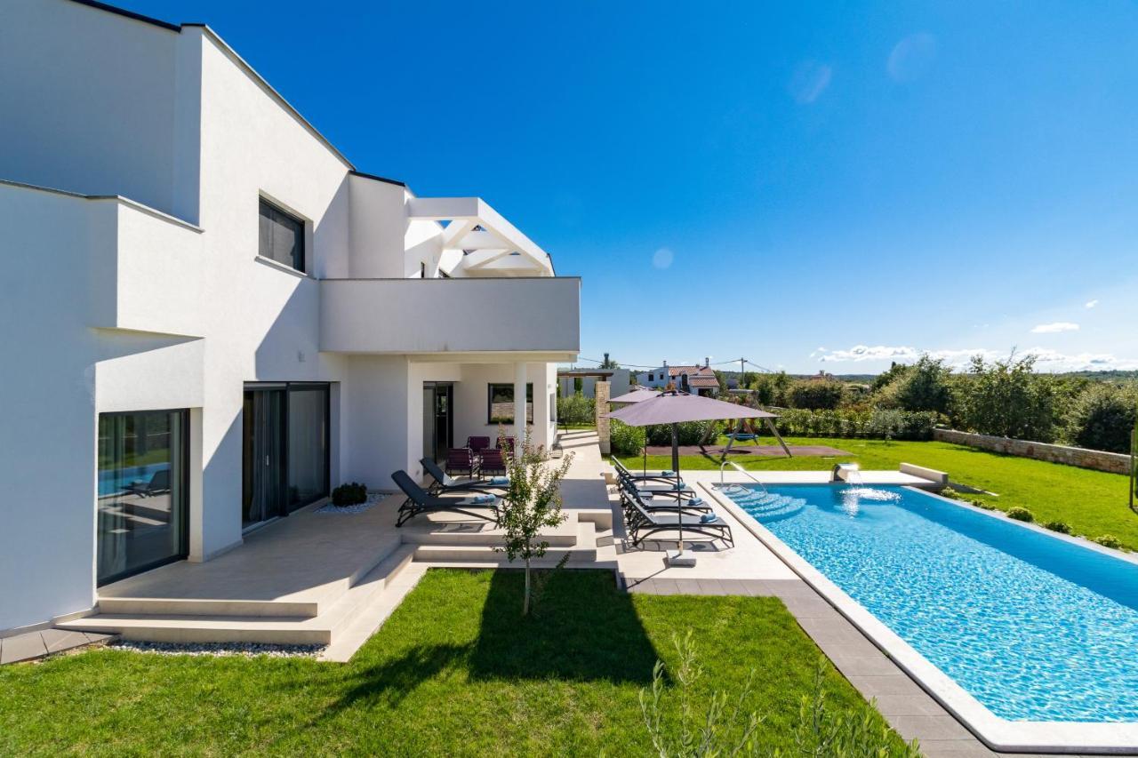Villa Eleonora, Luxury Villa In Visnjan, Zuzici, Near Porec Višnjan Exterior foto