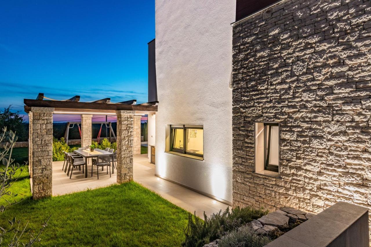 Villa Eleonora, Luxury Villa In Visnjan, Zuzici, Near Porec Višnjan Exterior foto