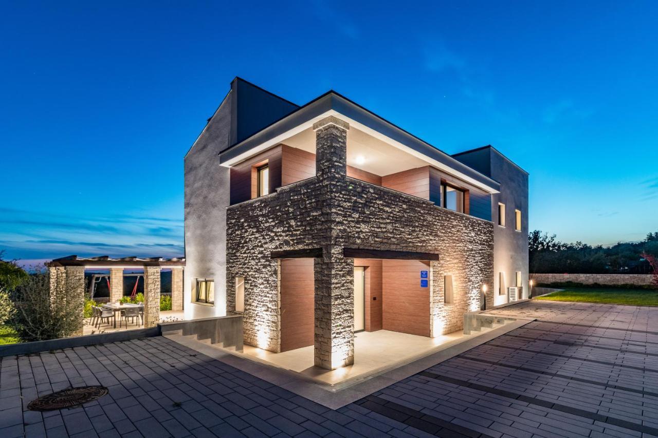 Villa Eleonora, Luxury Villa In Visnjan, Zuzici, Near Porec Višnjan Exterior foto
