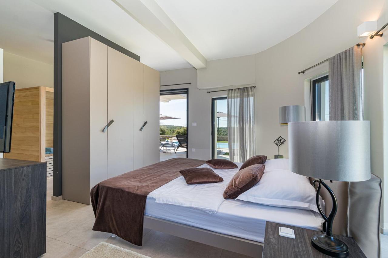 Villa Eleonora, Luxury Villa In Visnjan, Zuzici, Near Porec Višnjan Exterior foto