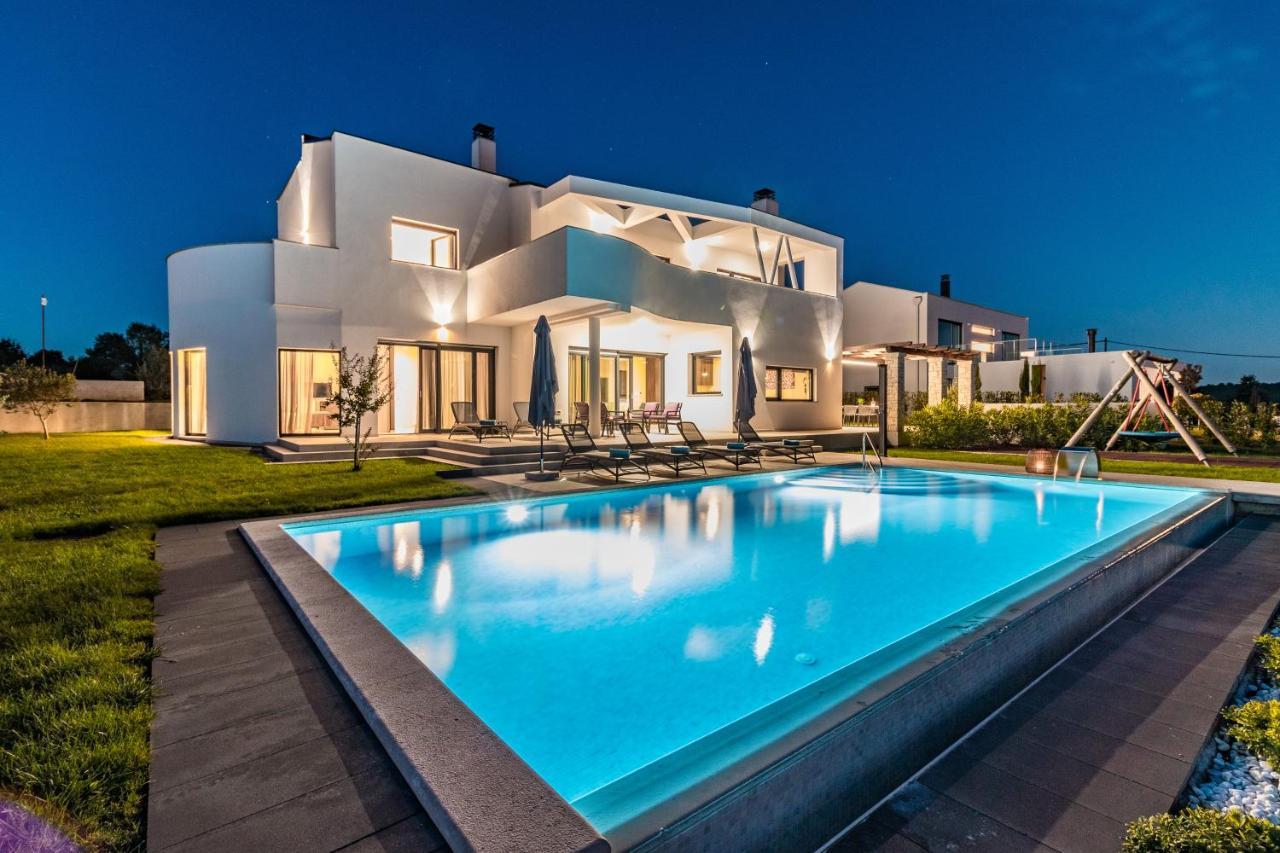 Villa Eleonora, Luxury Villa In Visnjan, Zuzici, Near Porec Višnjan Exterior foto