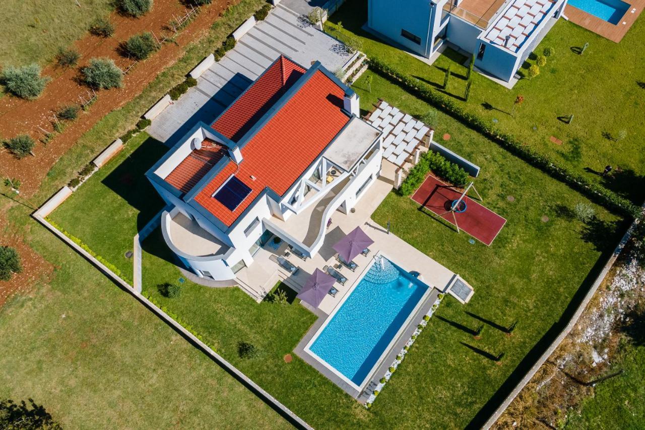 Villa Eleonora, Luxury Villa In Visnjan, Zuzici, Near Porec Višnjan Exterior foto