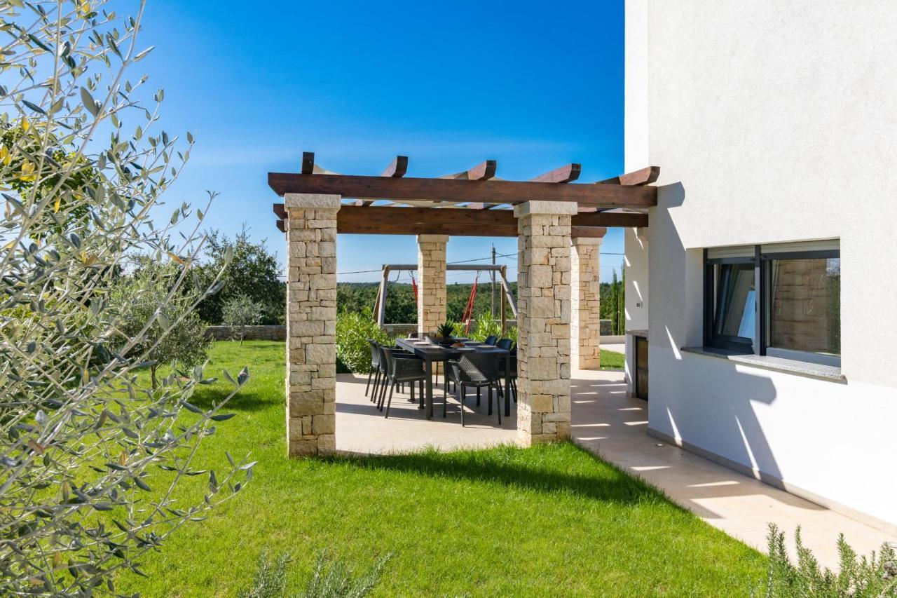 Villa Eleonora, Luxury Villa In Visnjan, Zuzici, Near Porec Višnjan Exterior foto